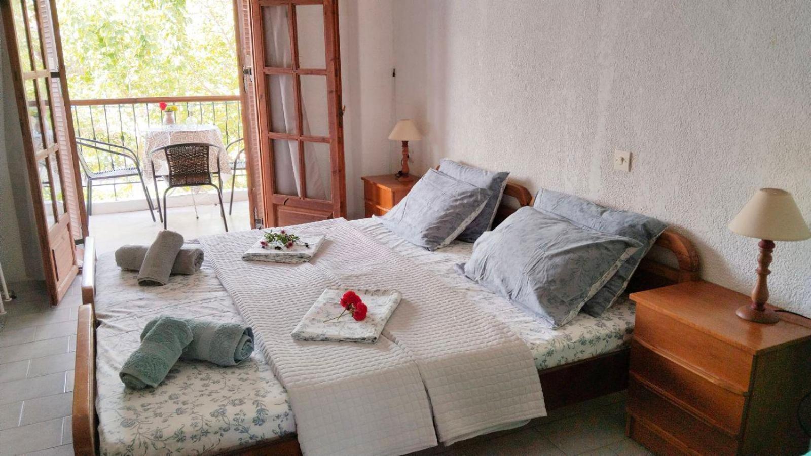 Hotel Agni -Enoikiazomena Diamerizmata Kallithea  Luaran gambar